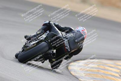 media/Dec-17-2022-SoCal Trackdays (Sat) [[224abd9271]]/Turn 10 Backside (120pm)/